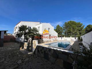 Chalet in Les Tres Cales