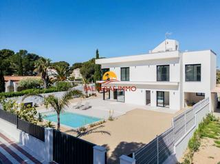 House in Les Tres Cales