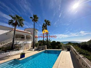 Chalet in Les Tres Cales