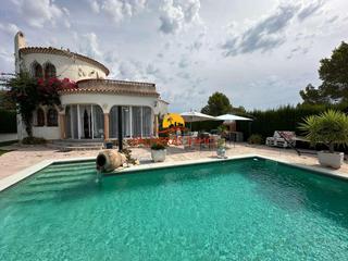 Chalet in Les Tres Cales