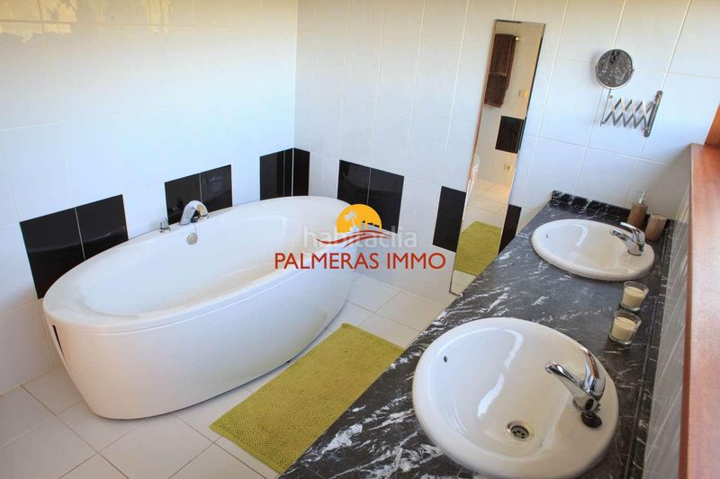 Foto b37cc365-4798-473d-8318-9f788a6ab229. Xalet amb aparcament piscina a Sant Jordi D´Alfama Ametlla de Mar (L´)