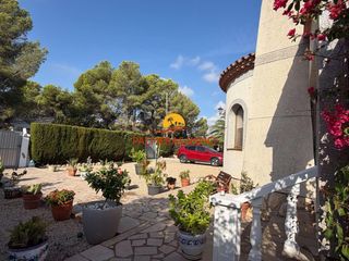 Chalet in Les Tres Cales