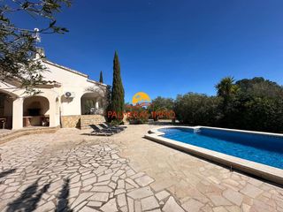Chalet en Sant Jordi D´Alfama