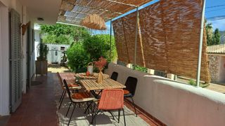 Xalet a Calvi� Poble. Vive el aut�ntico estilo mediterr�neo en esta acogedora casa de