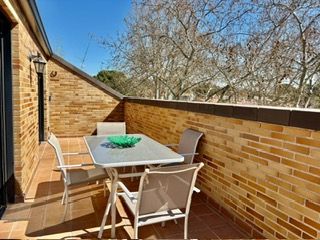 Alquiler Piso  Calle de la fuente nueva 11. Alquiler de habitacion con todos los servicios incluidos