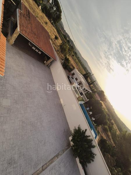 Foto 0eb544b3-e820-4010-8f31-f8003352c9ec. Casa en cv-383 numero 243 villa en venta cerca circuito en Cheste