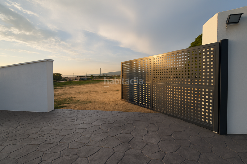Foto 78a9d697-cd31-4721-ab46-090261f39610. Casa en cv-383 numero 243 villa en venta cerca circuito en Cheste