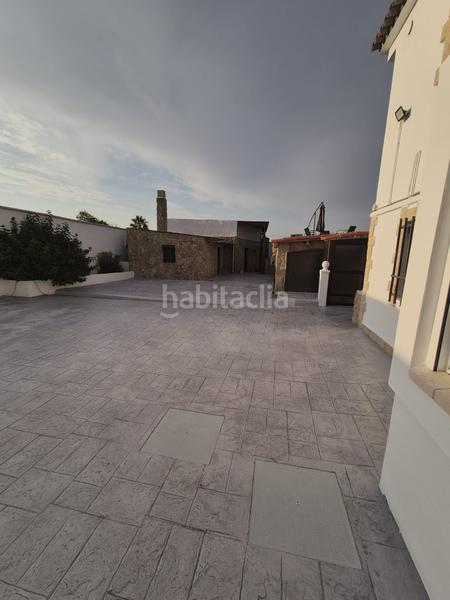 Foto d59f8a70-7055-4257-8761-5fb0bff03cc2. Casa en cv-383 numero 243 villa en venta cerca circuito en Cheste