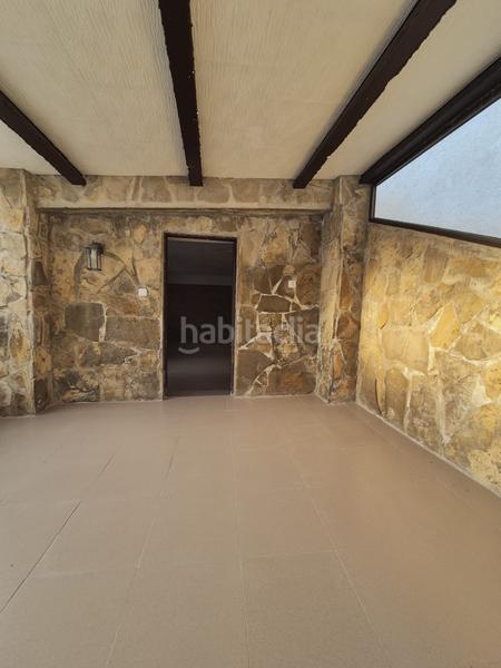 Foto e8dea223-9e66-43ec-95a8-3a9b064d0adf. Casa en cv-383 numero 243 villa en venta cerca circuito en Cheste
