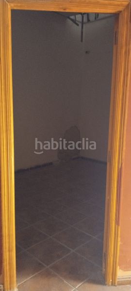 Foto 0448e419-f790-4432-8b63-113e29d952ec. Edifici a Museros