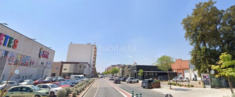 Foto 320110b5-2a82-4c45-8c9f-85d99953ea3b. Edifici a Museros