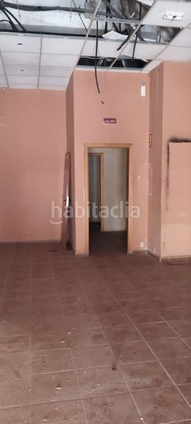 Foto bd6bb48d-7db7-47df-97c3-d3c802955f18. Edifici a Museros