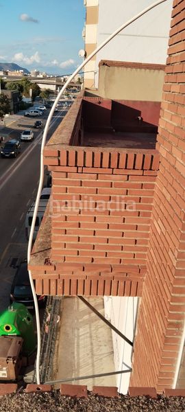 Foto f76b56c9-13a8-488e-8696-dff3f80360a1. Edifici a Museros