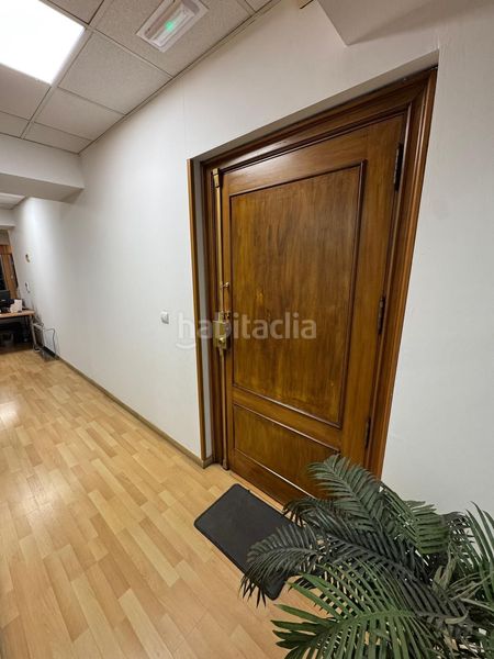 Foto 34ad1c73-470c-40ff-93aa-57db6486a620. Local comercial a La Roqueta Valencia