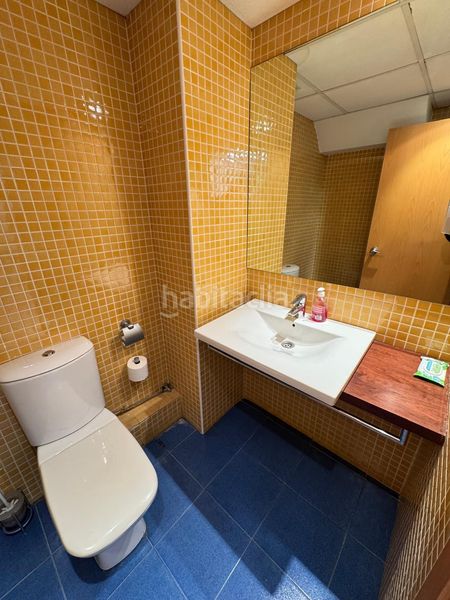 Foto 6f4c57bd-6ea2-4aae-b691-807c4ca091b0. Local comercial a La Roqueta Valencia