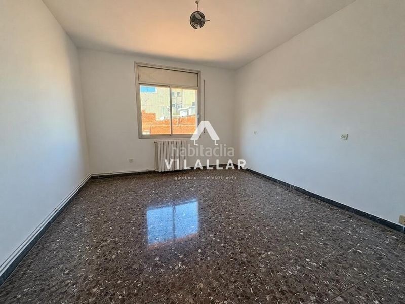 Foto f3ff9351-1053-4c7e-bd18-acba6055737e. Pis a San Pere Terrassa