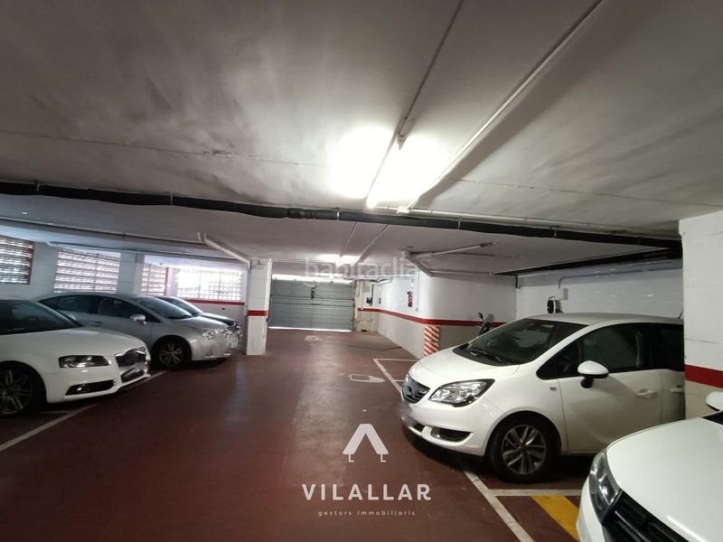 Foto 58f49ea0-110b-49e7-9ab4-5dbb0776051b. Aparcament cotxe a Centre Vilassar de Mar