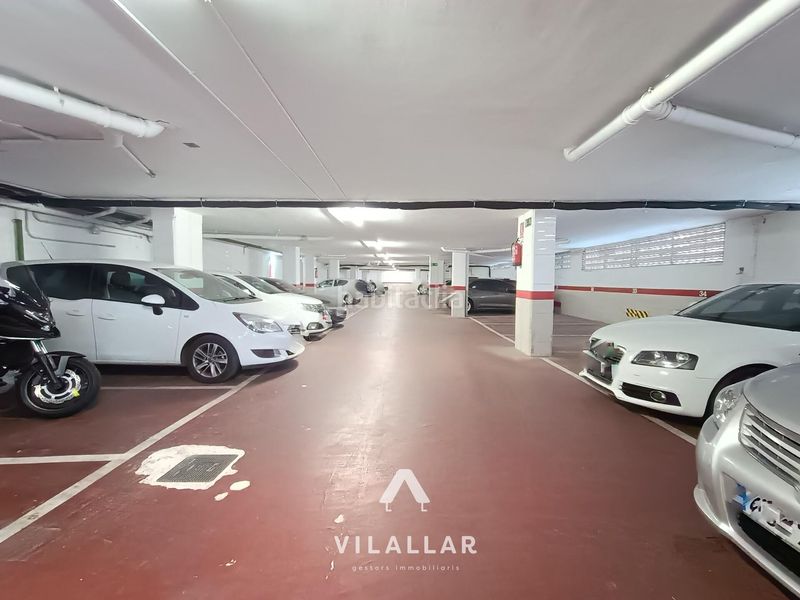 Foto a2d61dab-0cb6-499d-8372-3a08c8722453. Aparcament cotxe a Centre Vilassar de Mar