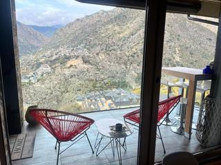 Pis  D'engolasters. Espectacular piso familiar con vistas