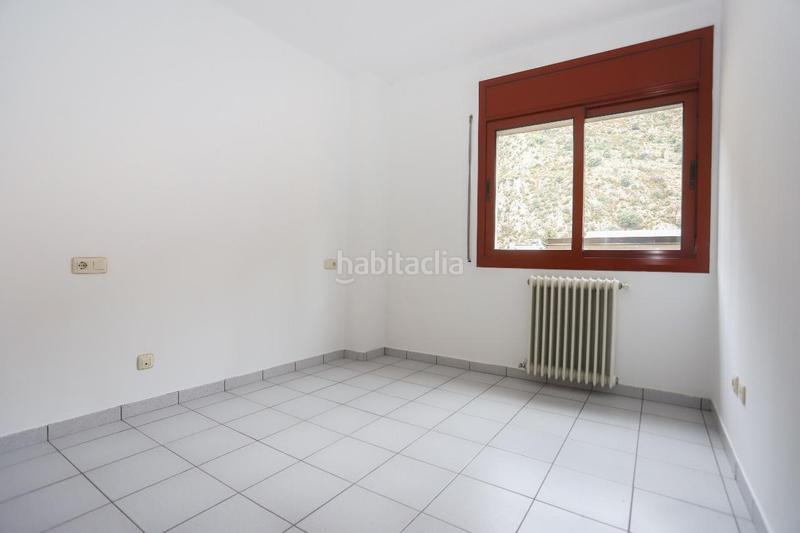 Foto f7afc91e-56bb-401d-990a-5a58571dd886. Piano terra con riscaldamento parcheggio in Sant Julià Sant Julià de Lòria