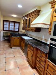 Location Rez-de-chaussée  Urbanització bellmont. Bonito apartamento con jardín y 2 parquin dobles
