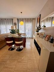 Appartamento  Carrer de la vena. Luminoso piso con terraza y parking en el centro