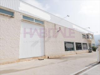 Lloguer Nau industrial a Partida madrigueres sud 60. Nave industrial de 460m2 aprox. cuenta de dos cuartos de baño co