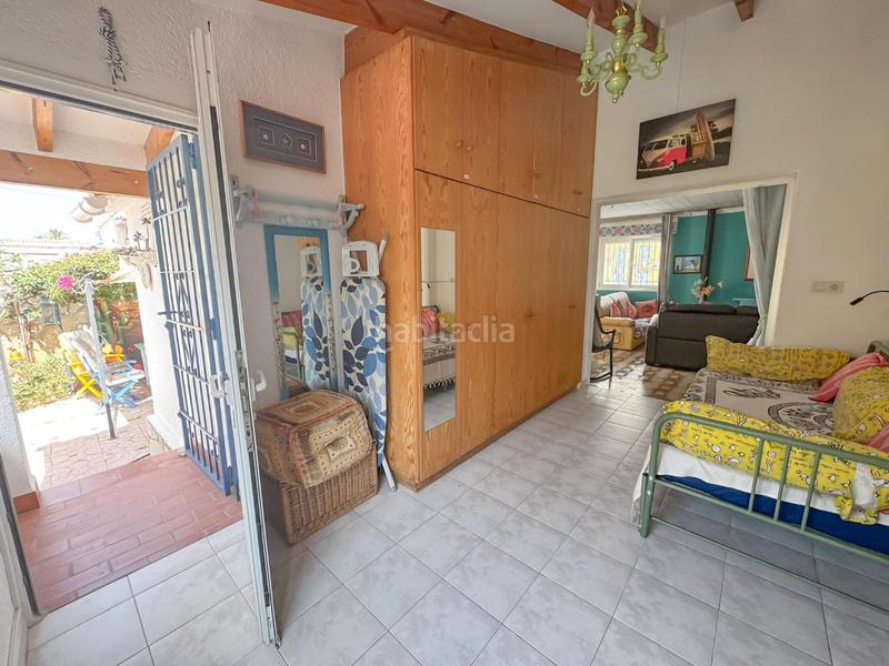 Foto 24f12b10-5567-4059-be5d-089547dfb512. Casa chalet independiente a 200m de la playa en els poblets ideal inversión turísticapresentamos este encantador chalet independiente en Poblets (els)