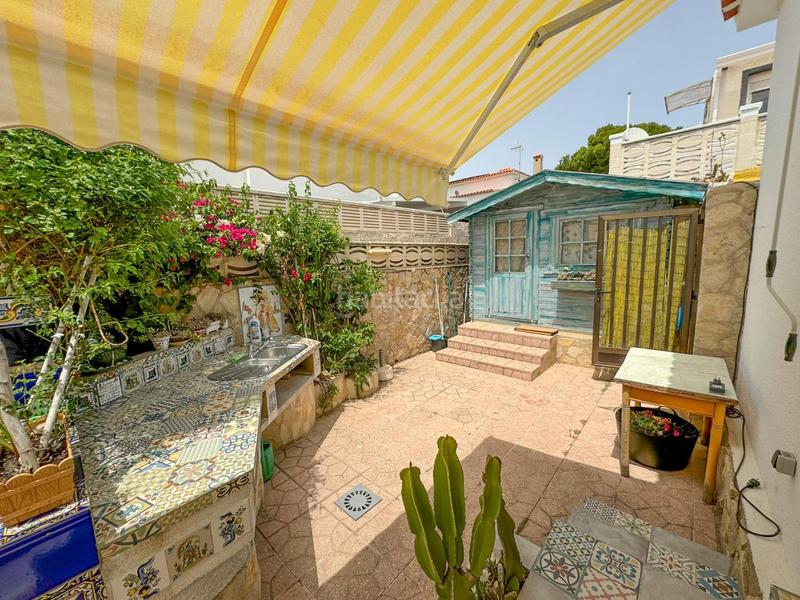 Foto 32d6f2b0-bbcf-48f9-84f5-471f0dea22db. Casa chalet independiente a 200m de la playa en els poblets ideal inversión turísticapresentamos este encantador chalet independiente en Poblets (els)