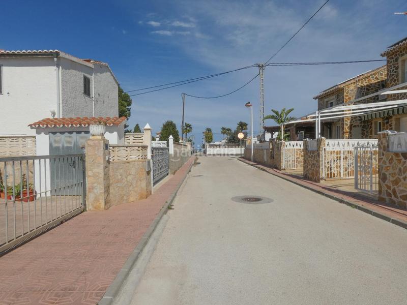 Foto 87f80b69-04e7-417c-a942-81fe10dfff9e. Casa chalet independiente a 200m de la playa en els poblets ideal inversión turísticapresentamos este encantador chalet independiente en Poblets (els)