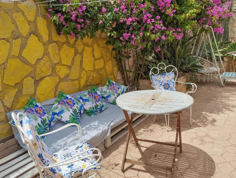 Foto d8a2c703-ee54-4332-b118-52fd2d58da46. Casa chalet independiente a 200m de la playa en els poblets ideal inversión turísticapresentamos este encantador chalet independiente en Poblets (els)