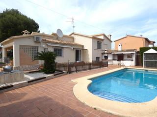 Casa en El Montgó. Maravilloso chalet de 200m2 a tan solo 4 minutos del centro de d