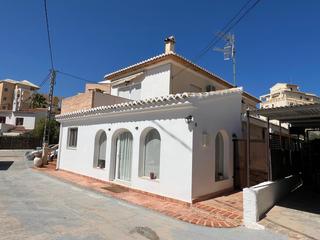 Lloguer Casa a Montañar-El Arenal. Chalet en alquiler vacacional para el mes de agosto y septiembre