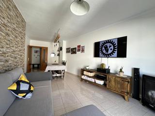 Apartment en Sol 30. Este piso en pedreguer ofrece una excelente distribucin con 2 d