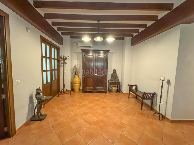 Foto 83a9318c-d5b3-4d8c-8eab-1ae16f9a0311. Casa pareada casa con encanto en pleno corazon de denia. ideal para vivir o invertir. ubicada en pleno centro histórico , esta espectac en Dénia