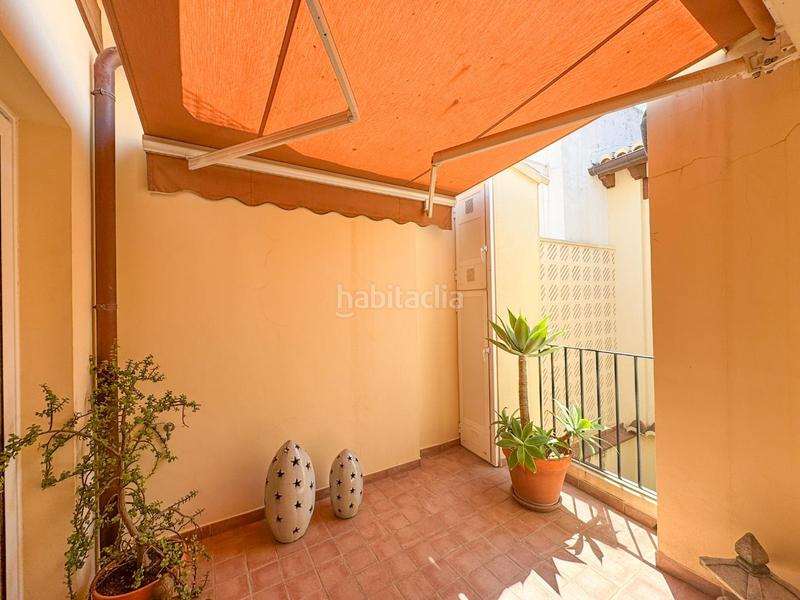Foto fa2d7acc-0e76-4a64-926c-97c655657a8b. Casa pareada casa con encanto en pleno corazon de denia. ideal para vivir o invertir. ubicada en pleno centro histórico , esta espectac en Dénia