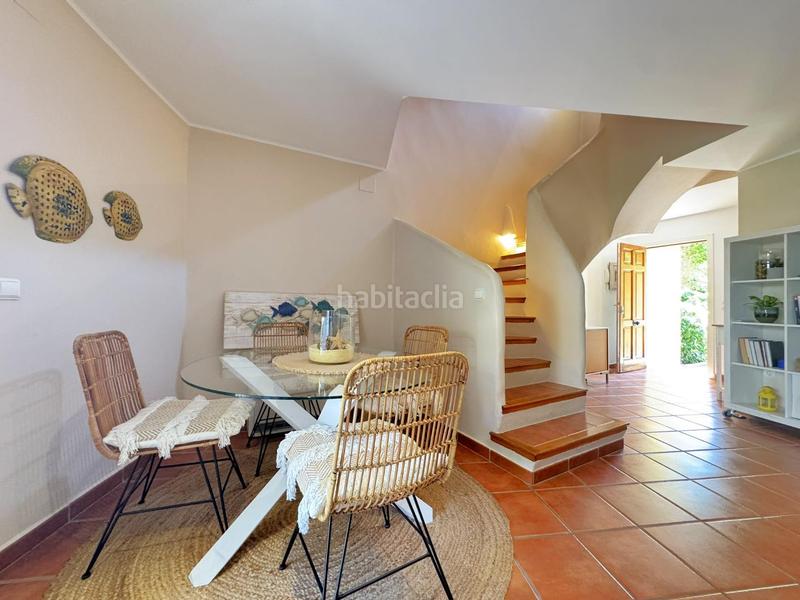 Foto 0e0a5a8f-b890-4870-b467-02ddf62d84de. Casa adossada amb piscina a El Puerto Dénia