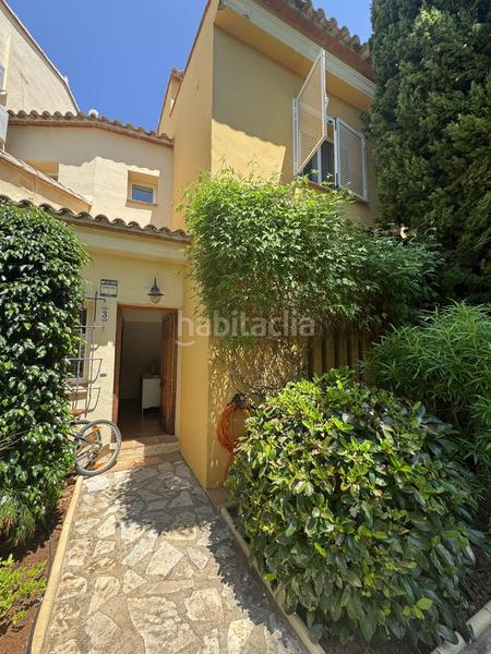 Foto 9412fc56-a8e0-4246-9ad6-b4dab080effc. Casa adossada amb piscina a El Puerto Dénia