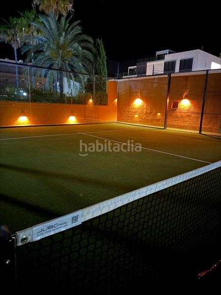 Foto a91ed219-ed96-48e8-b368-fd2855c7b1b3. Casa adossada amb piscina a El Puerto Dénia