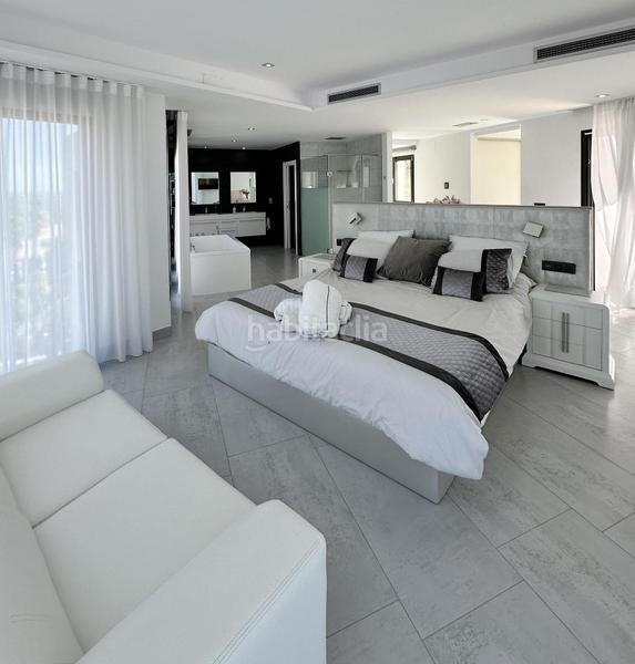 Foto 1cee2a51-6c31-4be6-9d42-285648a77c51. Casa con piscina in Casa de Campo Madrid