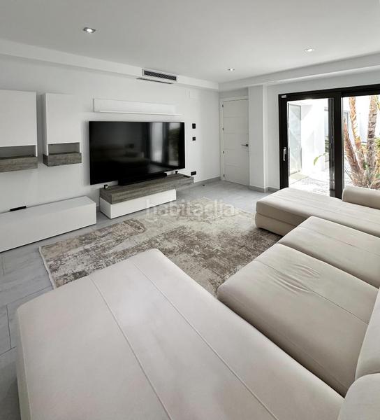 Foto 6279ebc6-3cf8-4f23-910d-ce89f8aa581c. Casa con piscina in Casa de Campo Madrid