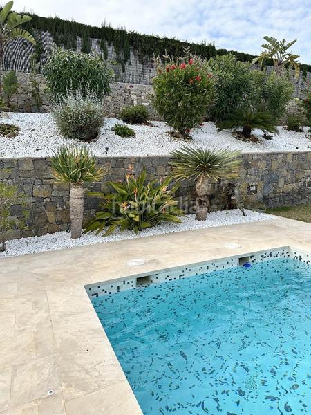 Foto c3a9c4a4-e6f3-41e3-8259-e868f8b1f658. Casa con piscina in Casa de Campo Madrid