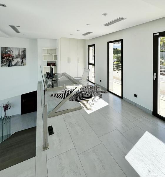 Foto ca388b25-bc7d-4019-98b2-cc3323022ad8. Casa con piscina in Casa de Campo Madrid