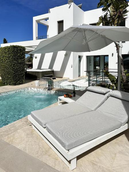 Foto ed826223-7ea9-47be-9800-dff933d5415c. Casa con piscina in Casa de Campo Madrid