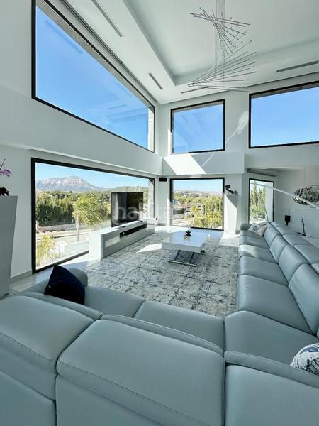 Foto f7670f85-7707-49e4-846a-74d0e795676f. Casa con piscina in Casa de Campo Madrid