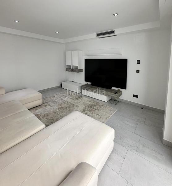 Foto fe1a4b5b-ab5e-4c6c-b421-9781b88a73e6. Casa con piscina in Casa de Campo Madrid