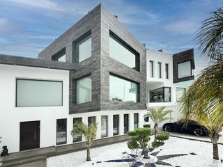 Casa en Cap Martí - El Tossalet - Pinomar. Nos complace presentarles esta sublime villa de lujo moderna en