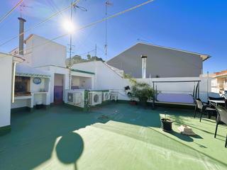 Casa aparellada a Centro Urbano