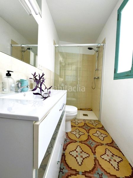 Foto 3ba23a9f-7b0a-4fee-a456-e6a62da5b8d4. Masia amb aparcament a Centro Urbano Dénia