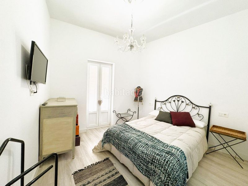 Foto f217bd8d-3c8d-41e9-887c-a1166bf5b5b1. Masia amb aparcament a Centro Urbano Dénia